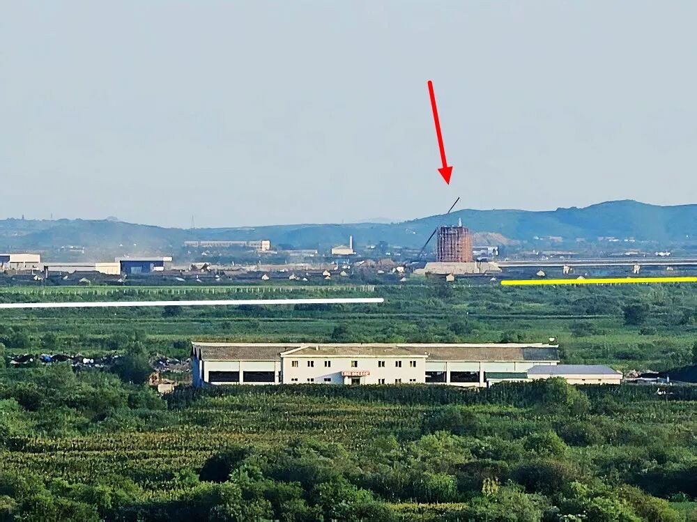 上图为8月10日1点左右拍摄的朝方工