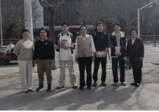 本页围绕「爱游戏体育在线app帮助中